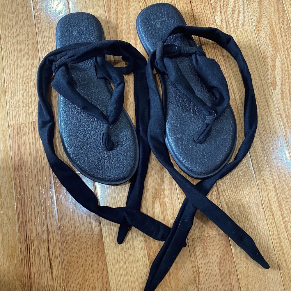 Sanuk Women’s Ankle Wrap Sandals